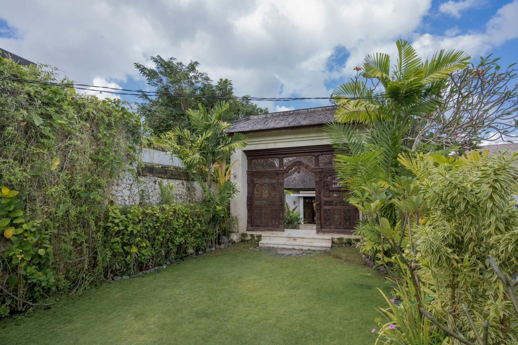 Villa Kaira Estate Canggu Екстериор снимка