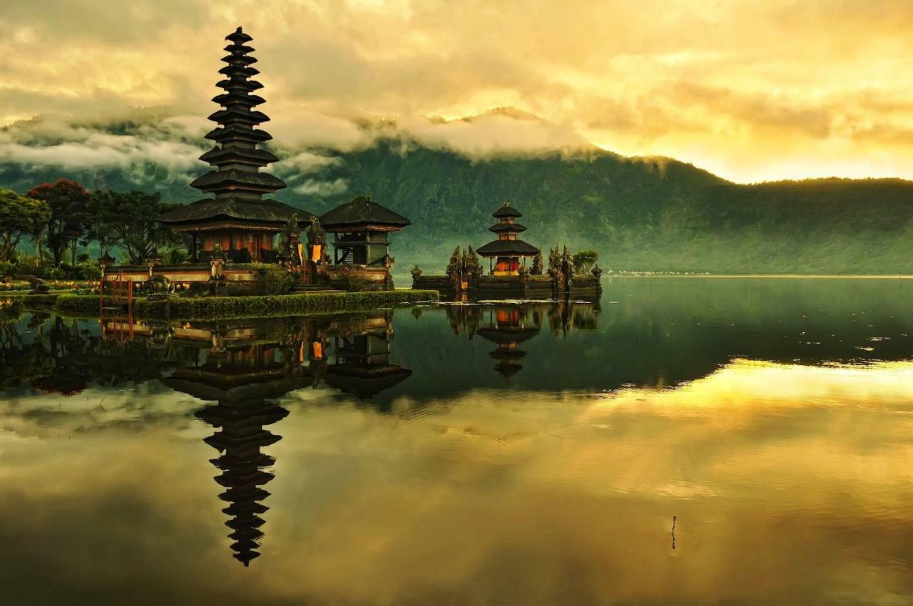 Villa Kaira Estate Canggu Екстериор снимка